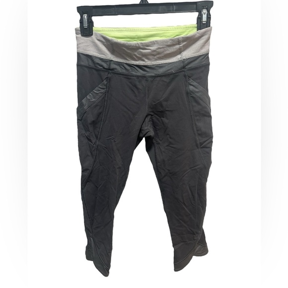 lululemon athletica Pants - LULULEMON BLACK GRAY AND GREEN CROPPED LEGGINGS WITH POCKETS SIZE 4